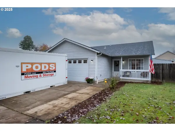 761 Hyacinth St, Independence, OR 97351