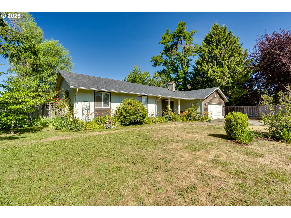 25246 E Bolton Rd, Veneta, OR 97487 - #1