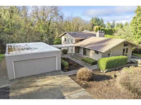 1745 SE Brookwood Ave, Hillsboro, OR 97123