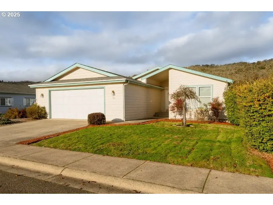 164 Jacob Hale Way, Roseburg, OR 97471 - Image #2