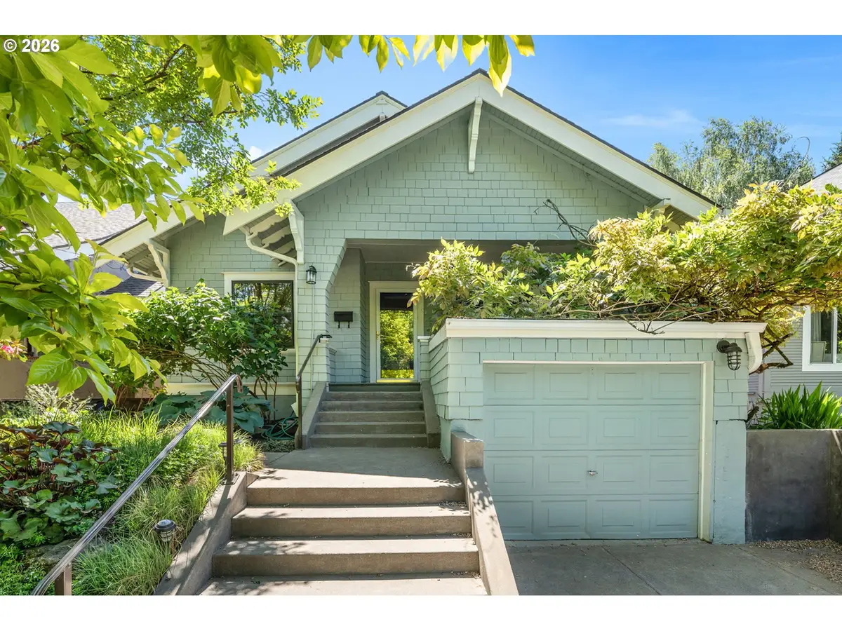 3228 SE Brooklyn St, Portland, OR 97202 - #1