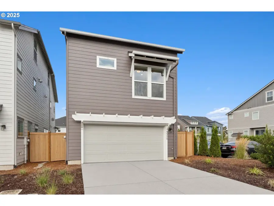 3312 SE Arrowhead Ave, Hillsboro, OR 97123 - Image #3