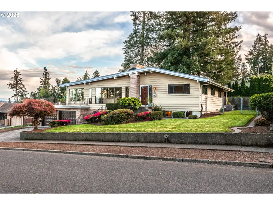 7130 Los Verdes Dr, Gladstone, OR 97027 - #2