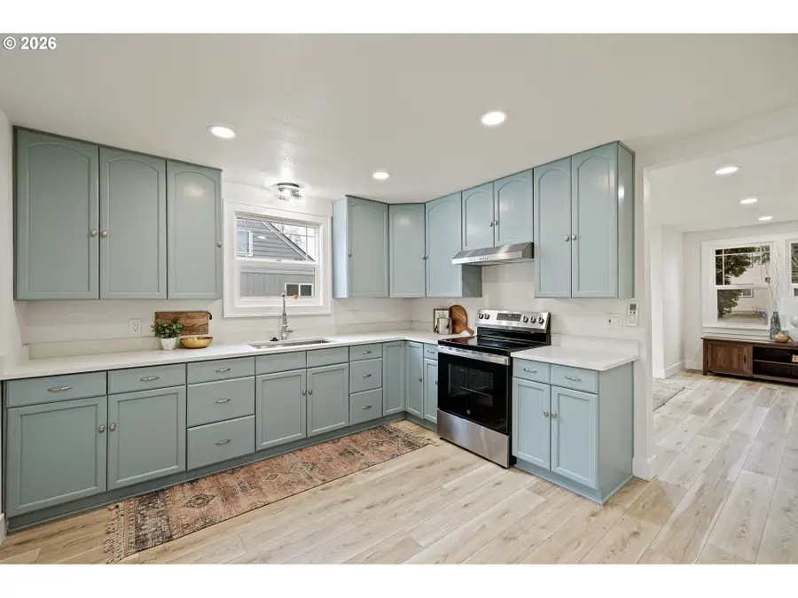 1357 E St, Springfield, OR 97477 - Image #3