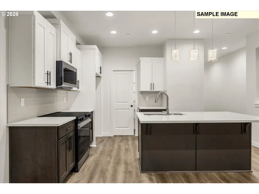 230 NW Mawrcrest Ave, Gresham, OR 97030 - #3