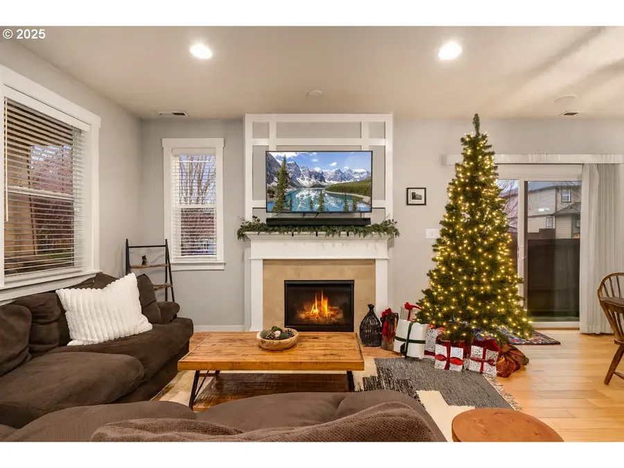 10592 NW 289th Ave, North Plains, OR 97133 - Image #2