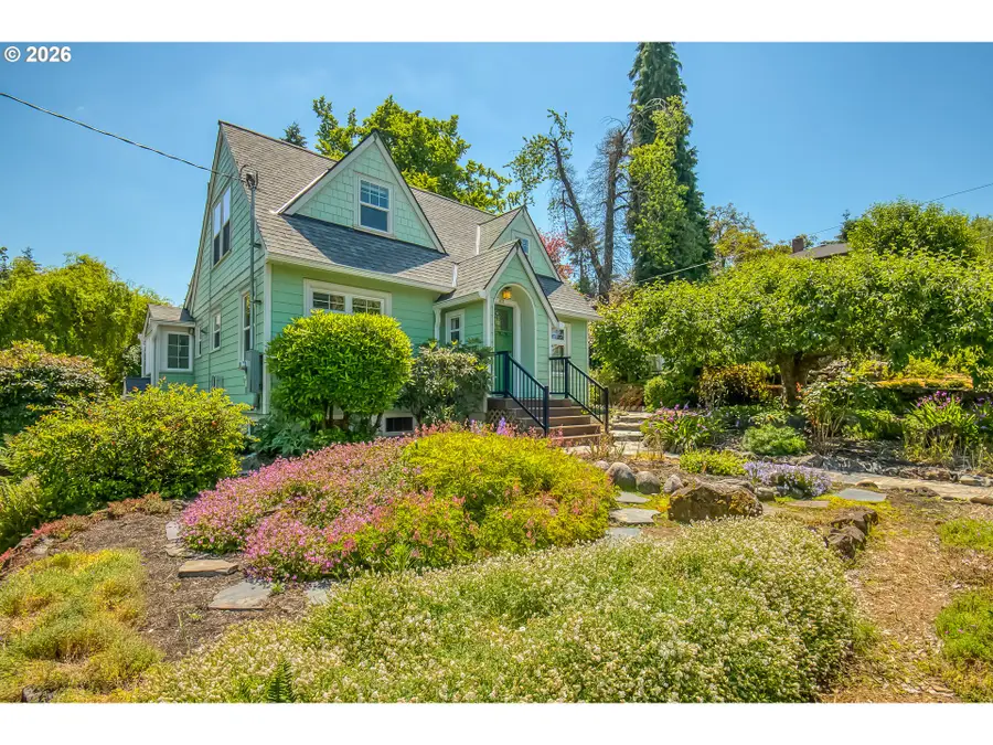 412 Jackson St, Oregon City, OR 97045 - #2