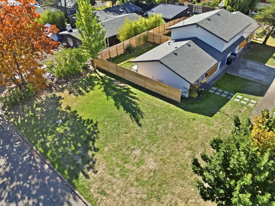 W 25th Avenue, Eugene, OR 97405 - #2