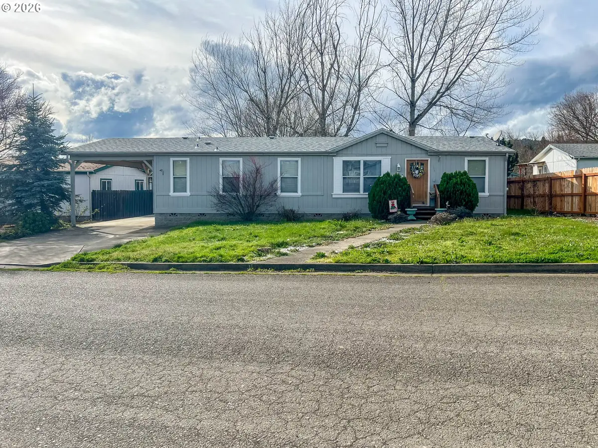 155 Bobwhite St, Roseburg, OR 97471 - #1