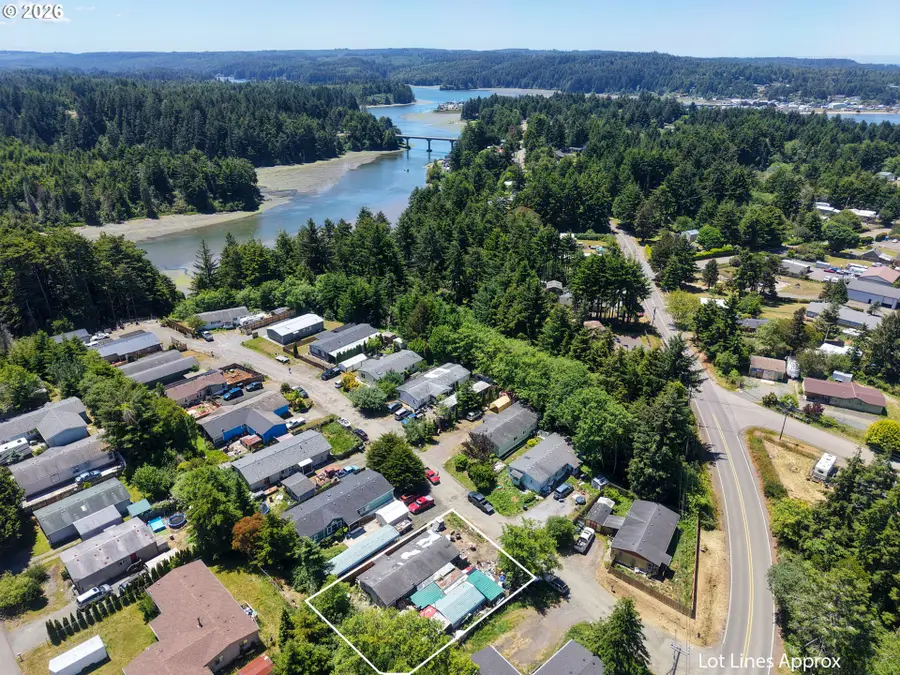 63451 Capitol Dr, Barview, OR 97420 - #2