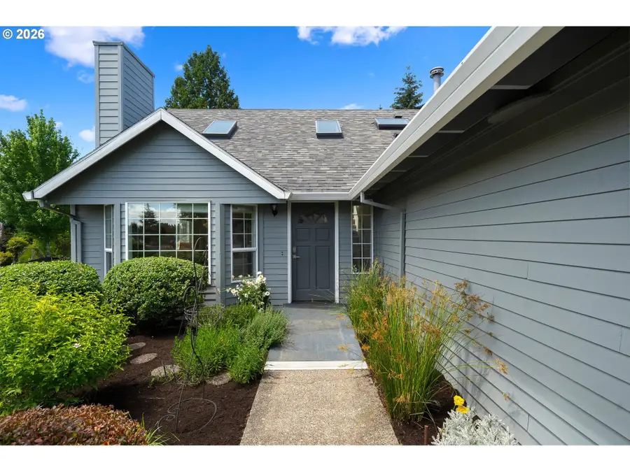 5749 NE Harvest St, Hillsboro, OR 97124 - #2