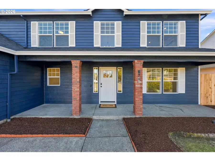 970 SW 26th St, Troutdale, OR 97060 - #2