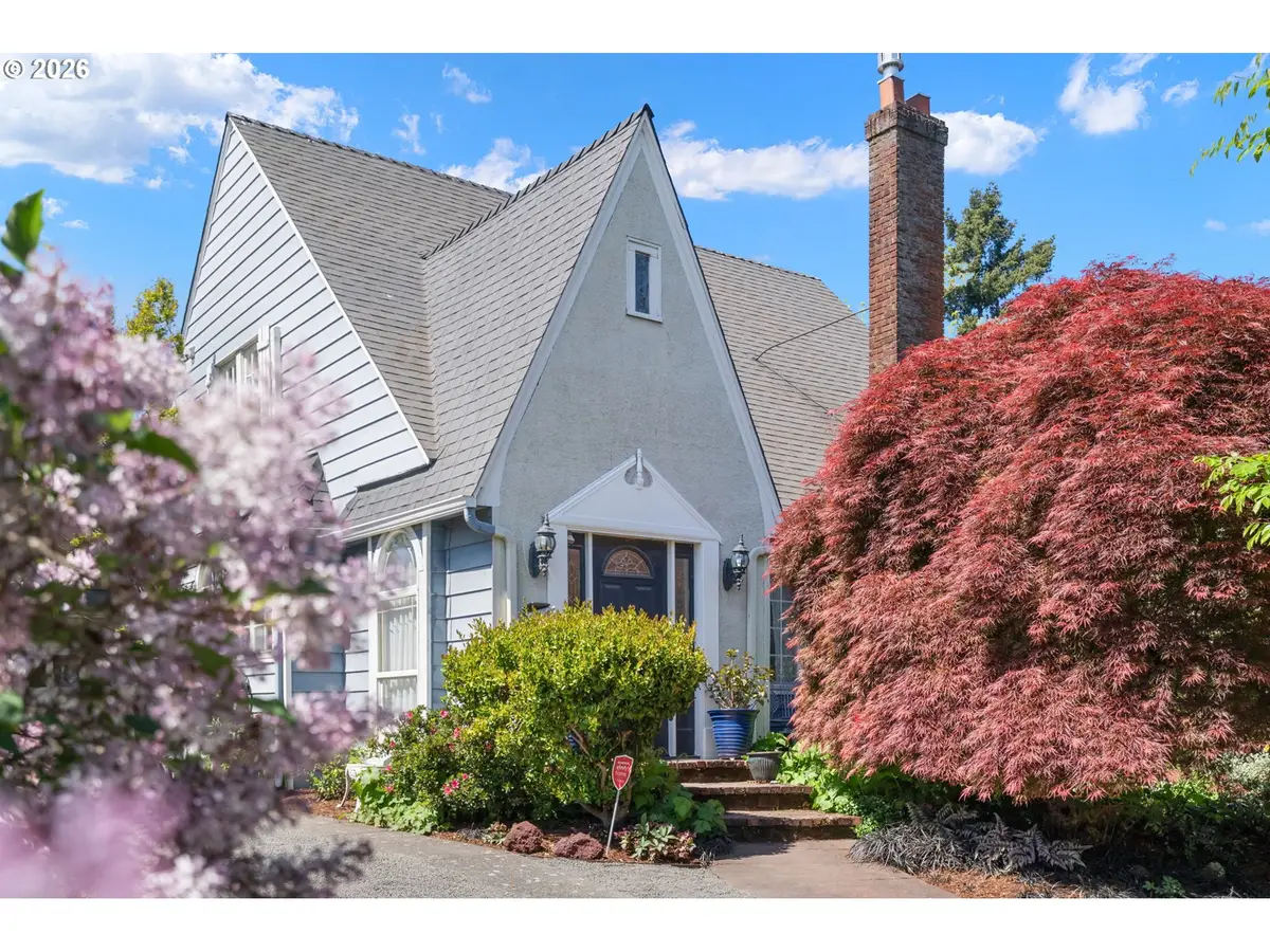 7633 N Albina Ave, Portland, OR 97217 - #1