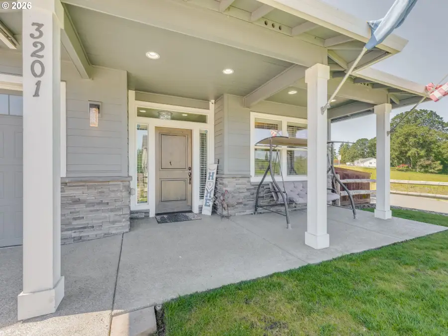 3201 N 10th St, Ridgefield, WA 98642 - #2