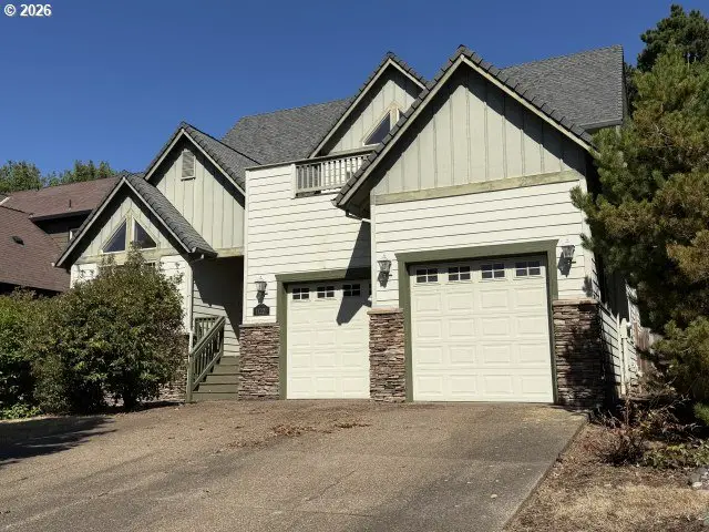 11221 SE Vernazza Ln, Northwest Clackamas, OR 97086 - #2
