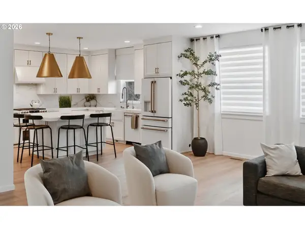 13620 SE Sierra Dr, HappyValley, OR 97015