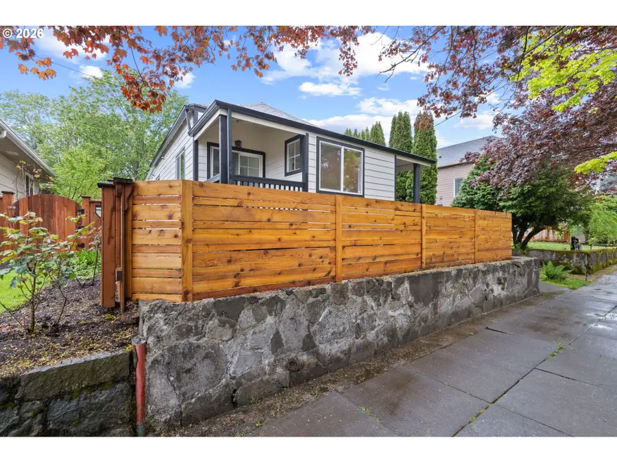 6023 N Amherst St, Portland, OR 97203 - #2