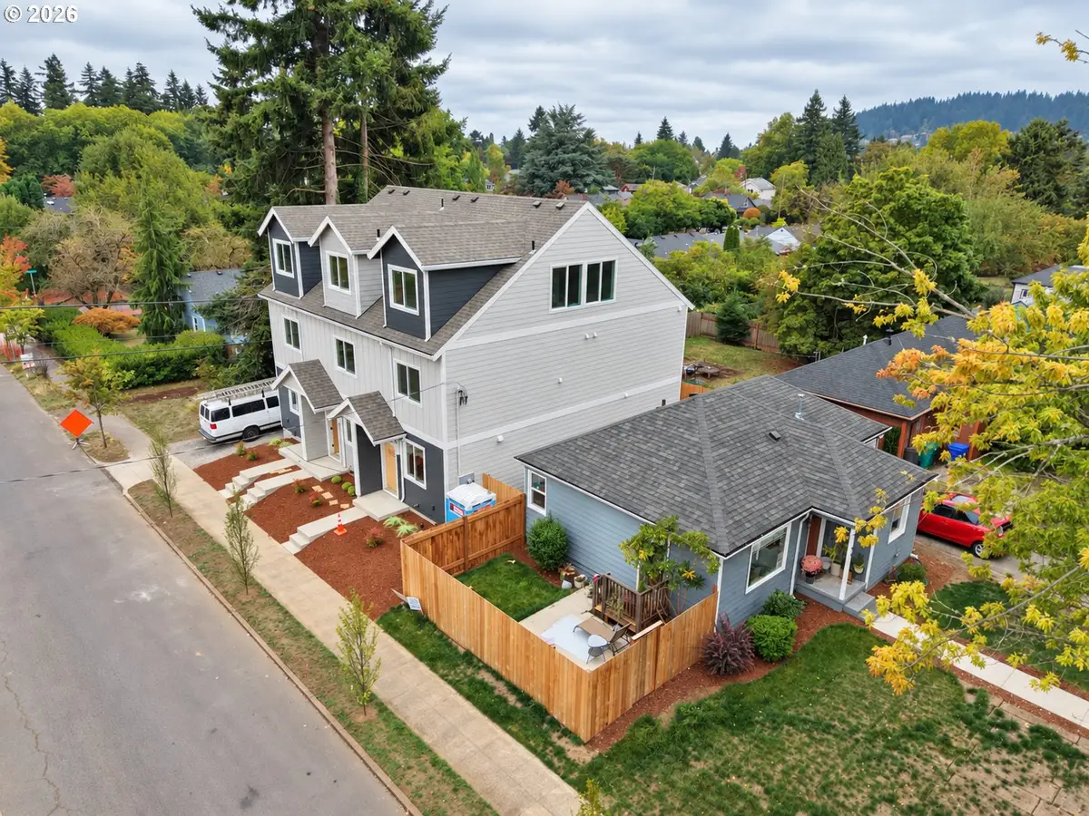 9144 SE Alder St, Portland, OR 97216 - #1