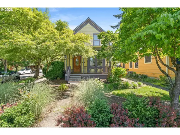 1204 SE 34th Ave, Portland, OR 97214