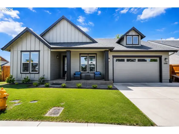 3283 Mountain Creek Ln, Springfield, OR 97478