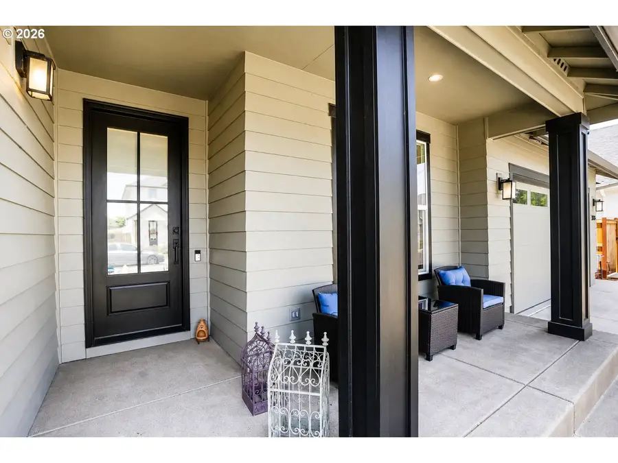 3283 Mountain Creek Ln, Springfield, OR 97478 - #3