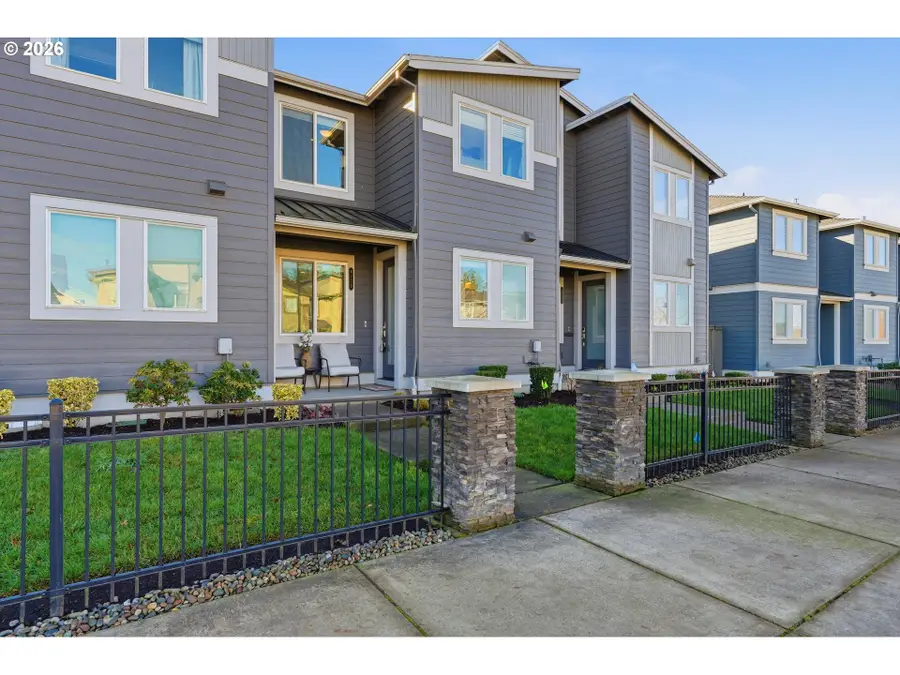 4175 SE Century Blvd, Hillsboro, OR 97123 - #3