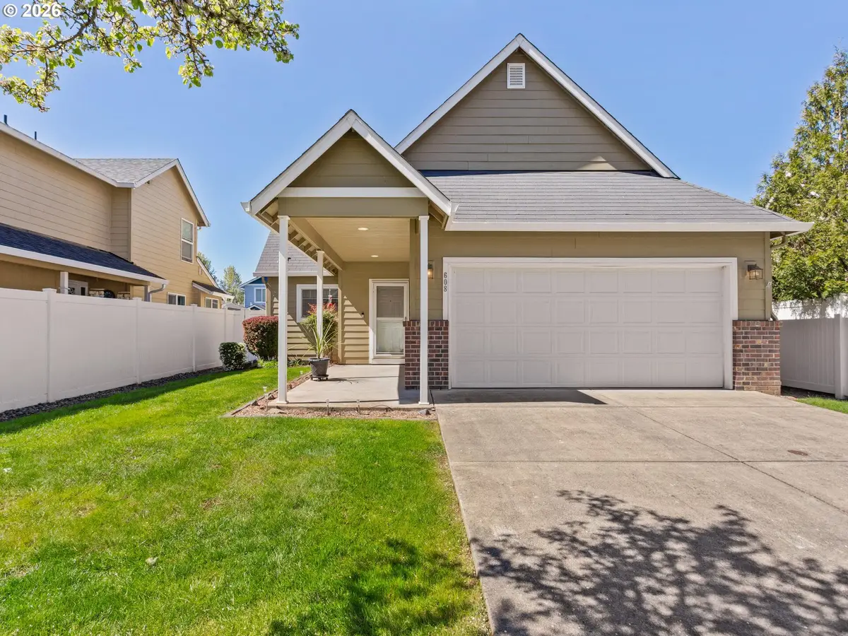 608 SE 15th Ave, Battle Ground, WA 98604 - #1