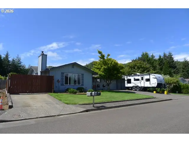 412 Camellia Ct, Reedsport, OR 97467 - #1