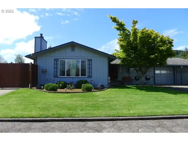 412 Camellia Ct, Reedsport, OR 97467 - #2
