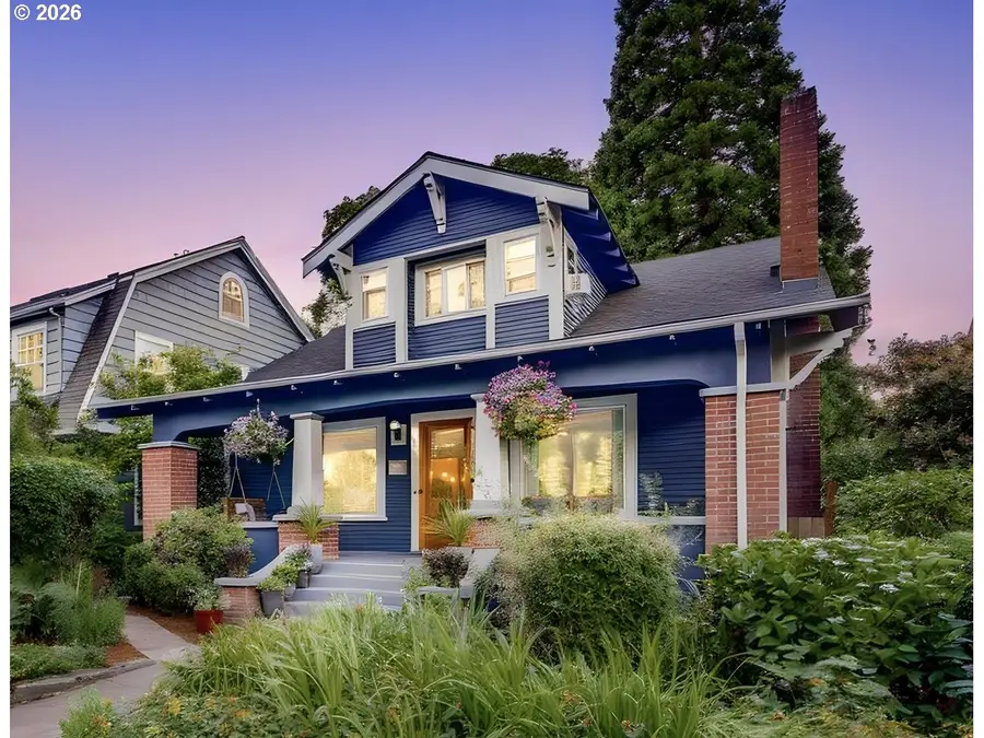 2203 SE Orange Ave, Portland, OR 97214 - #2