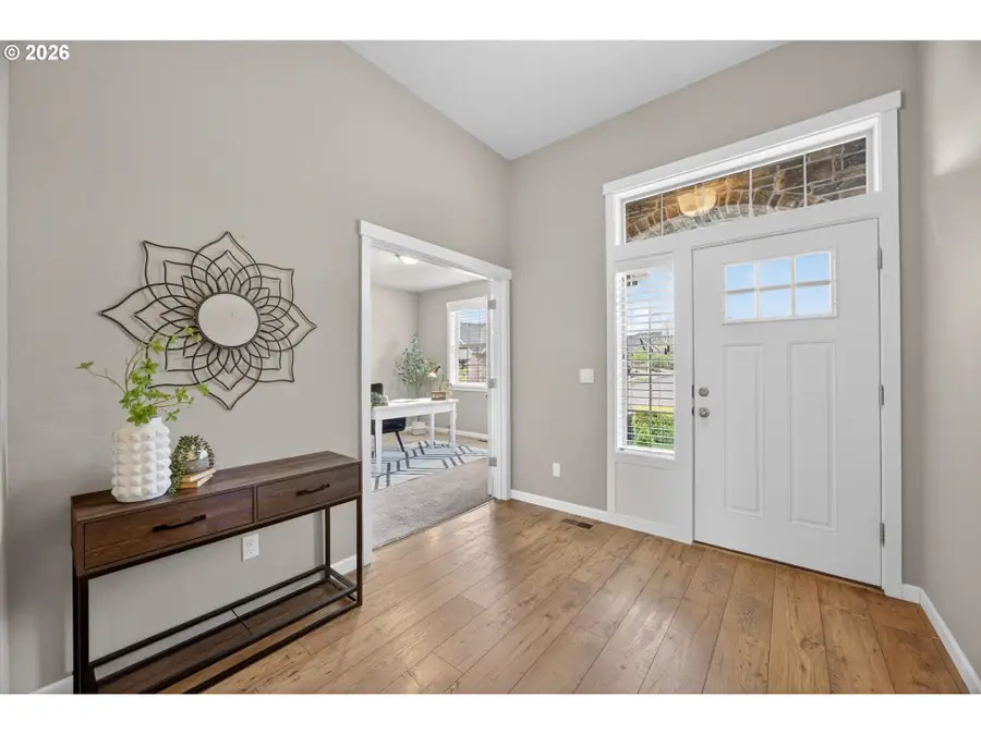 1646 N Plum Ct, Canby, OR 97013 - #3