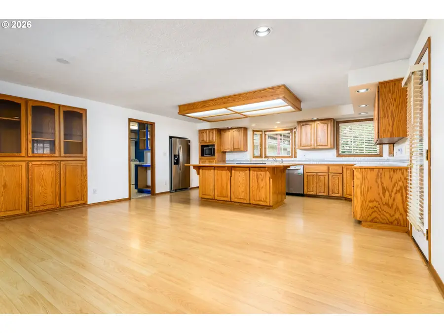1108 SE 168th Ave, Portland, OR 97233 - #2