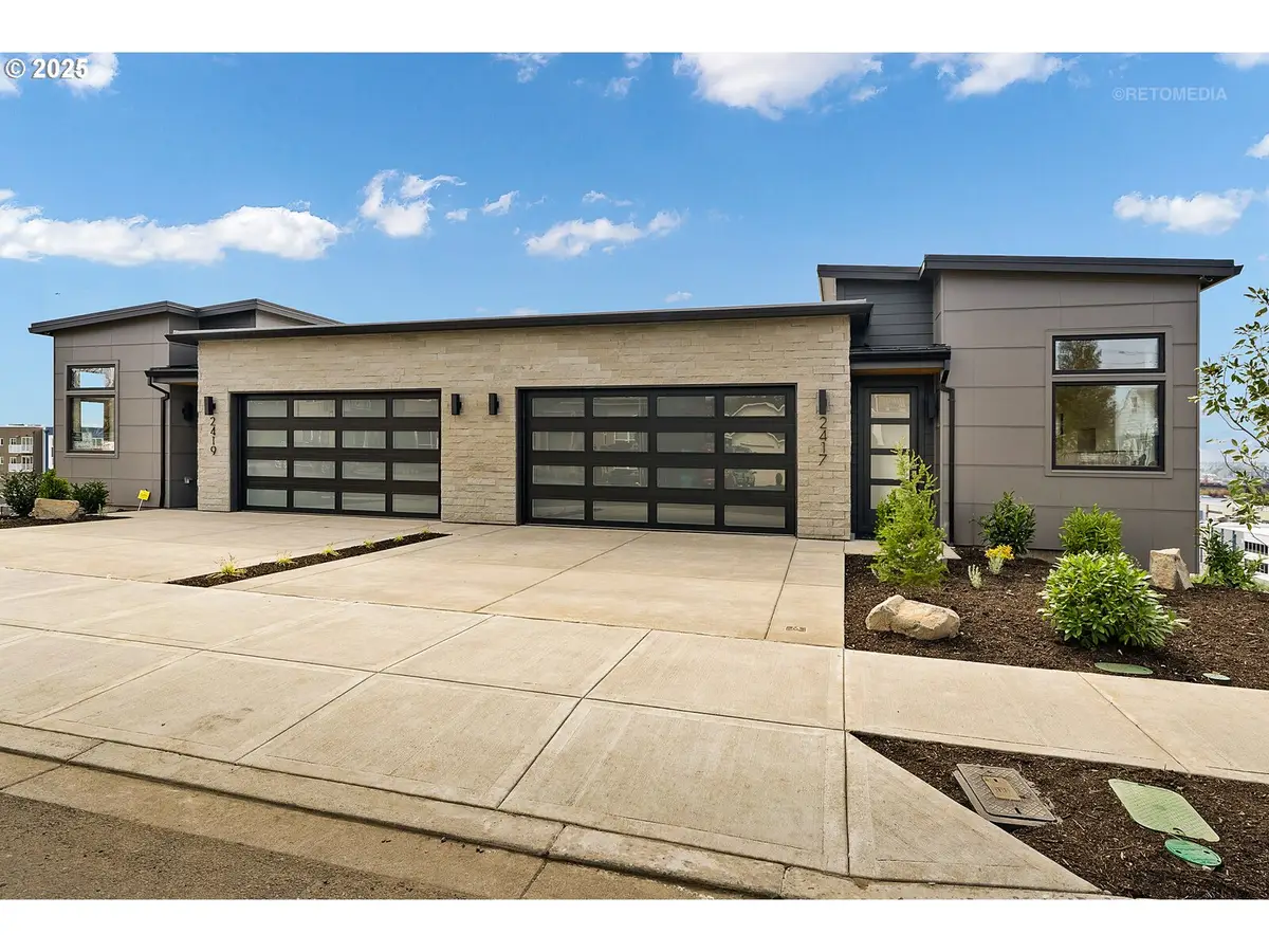 2403 E 6th St, Vancouver, WA 98661 - #1