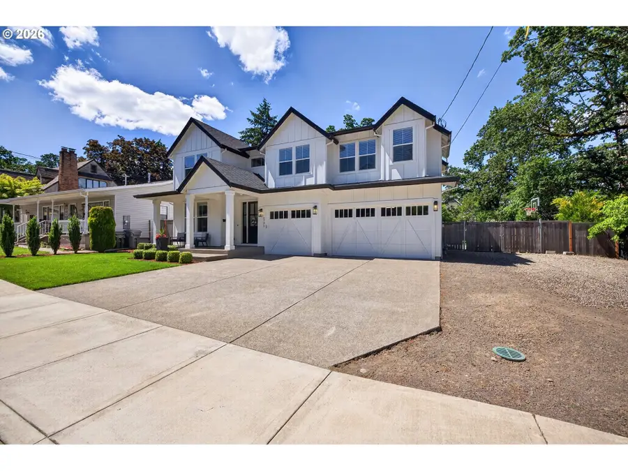 1751 Buse St, West Linn, OR 97068 - #3