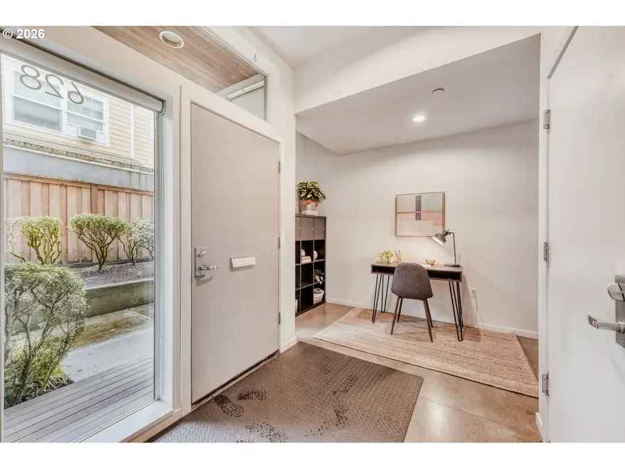 628 NE Knott St #9, Portland, OR 97212 - Image #3