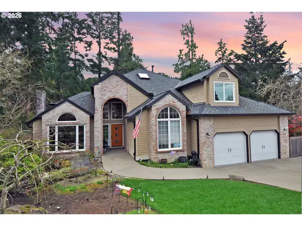 6431 SW Dolph Dr, Portland, OR 97219