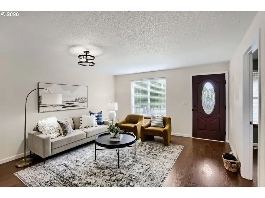 6147 SE Green Ct, Hillsboro, OR 97123 - #2