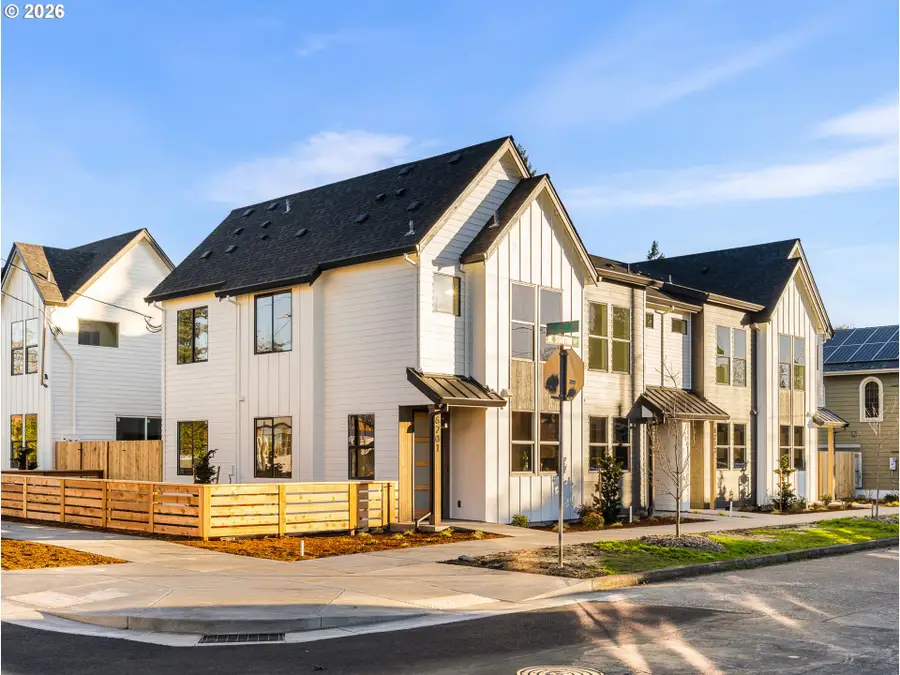 2833 NE 62nd Ave, Portland, OR 97213 - Image #2