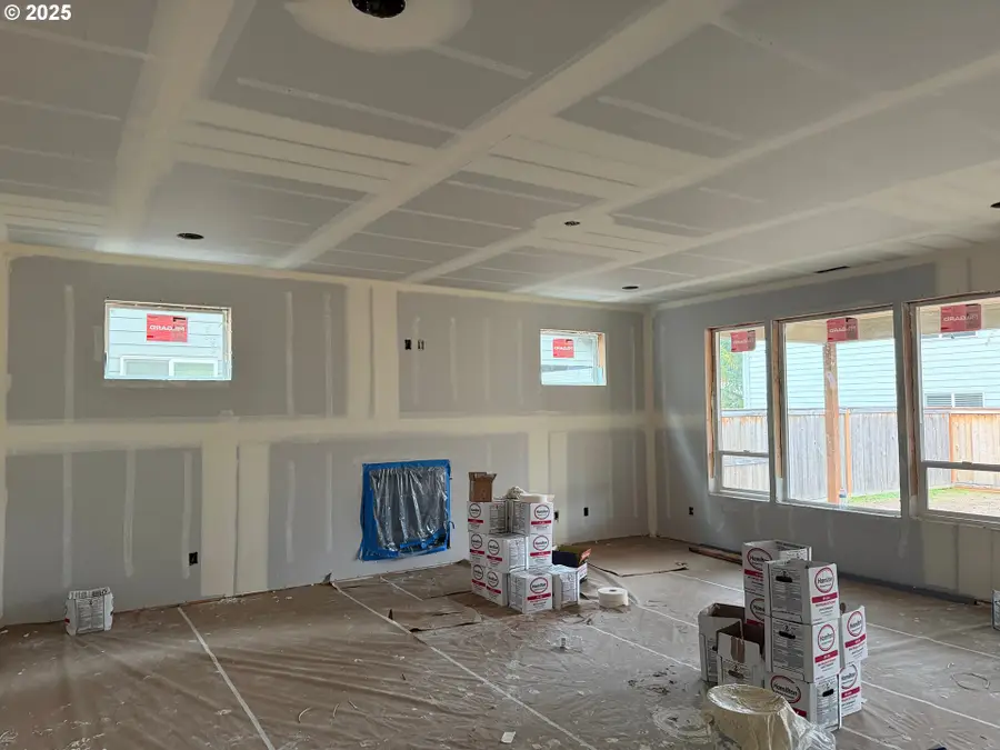 1750 N Oak St, Canby, OR 97013 - Image #2