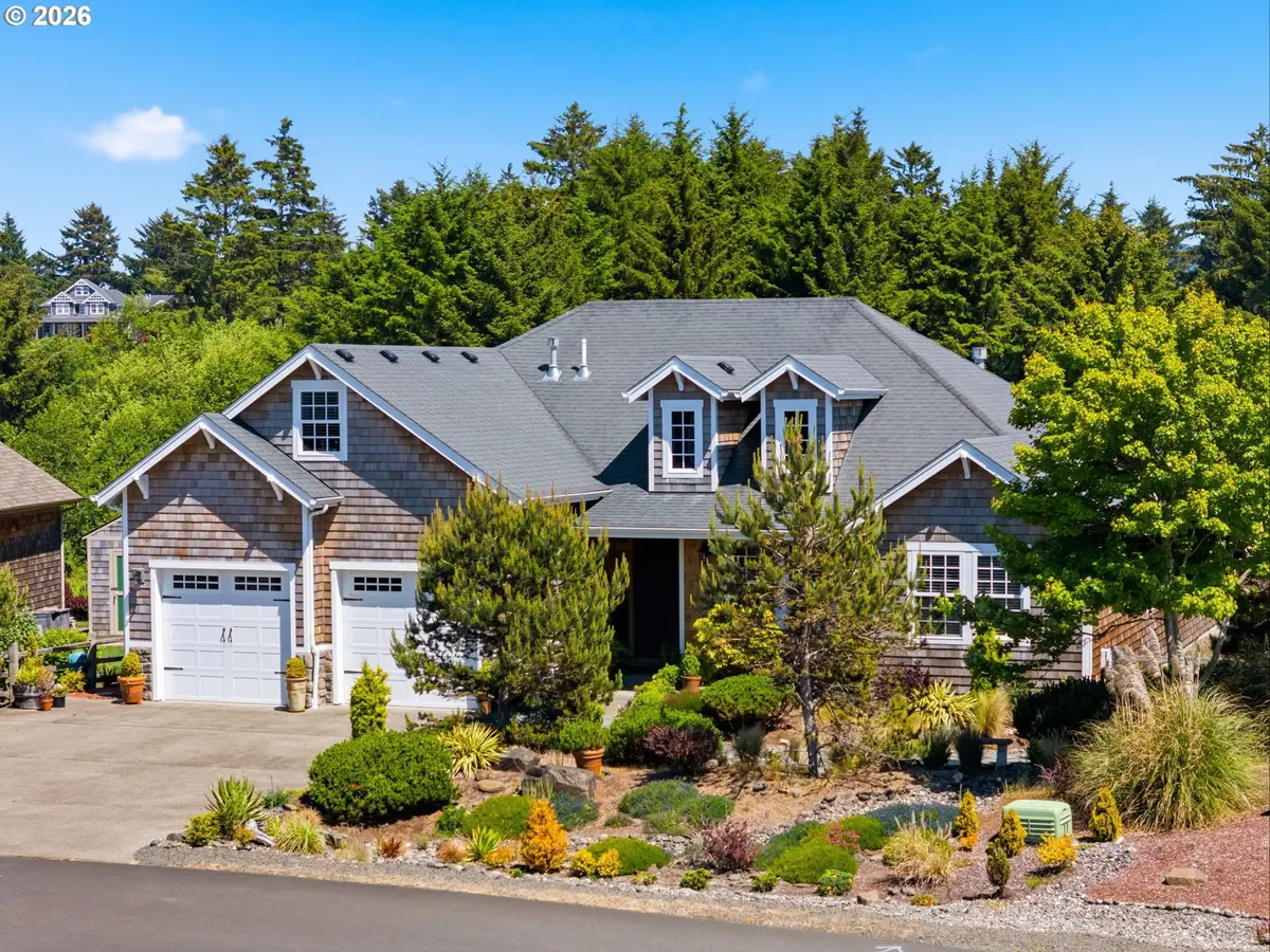 5295 Drummond Dr, Gearhart, OR 97138 - #1