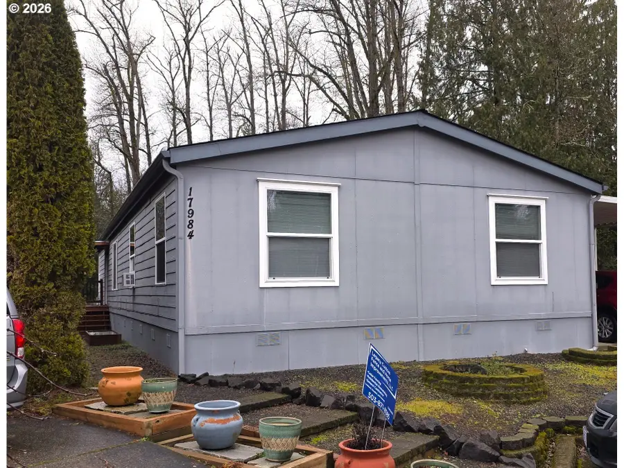17984 S Grant Dr, Northwest Clackamas, OR 97045 - Image #2