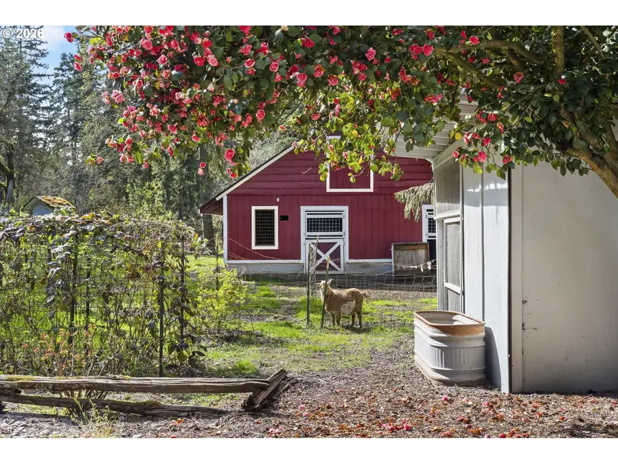 22305 NE Ilafern Ln, Dundee, OR 97115 - #3