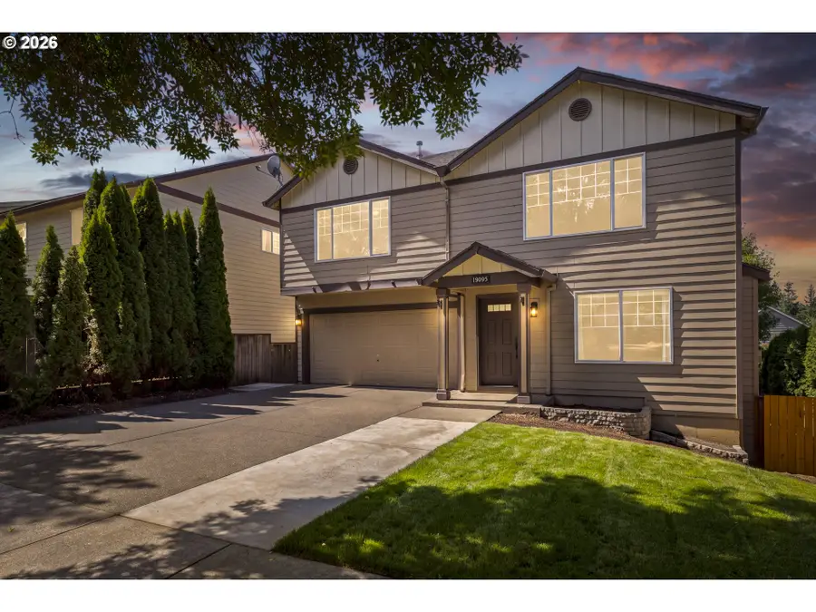 19095 Barrington Ave, Sandy, OR 97055 - #2