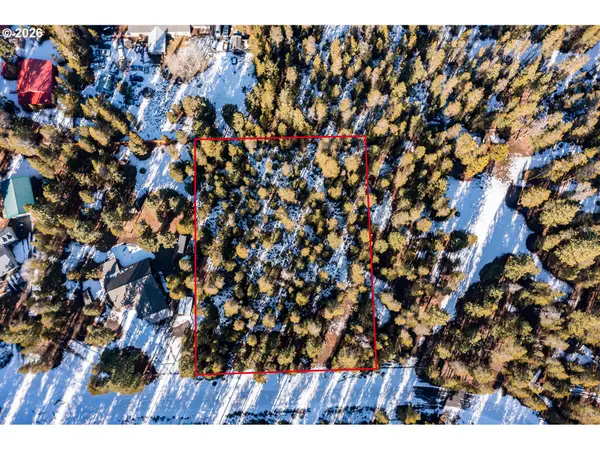 15490 Rainbow Ct, LaPine, OR 97739