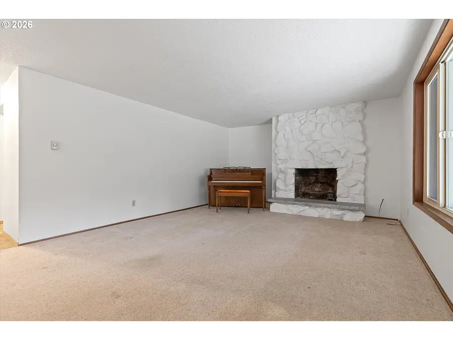 14630 NW Orchard View Rd, McMinnville, OR 97128 - Image #2