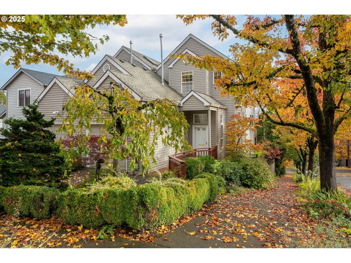 3840 S Water Ave, Portland, OR 97239 - Image #1