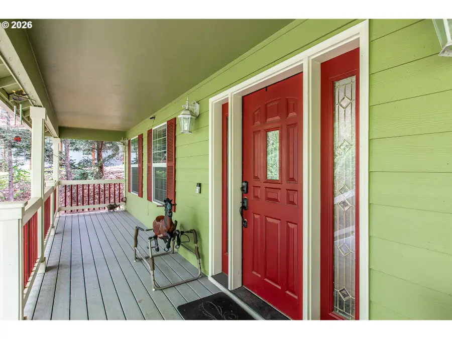 2737 Hallmark Ln, Eugene, OR 97405 - #2