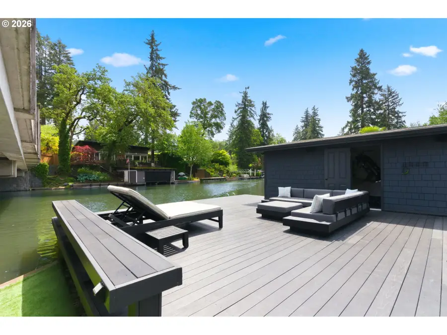 3712 Southshore Blvd, Lake Oswego, OR 97035 - #2