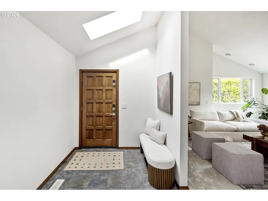 4040 Kenthorpe Way, Northwest Clackamas, OR 97068 - #3