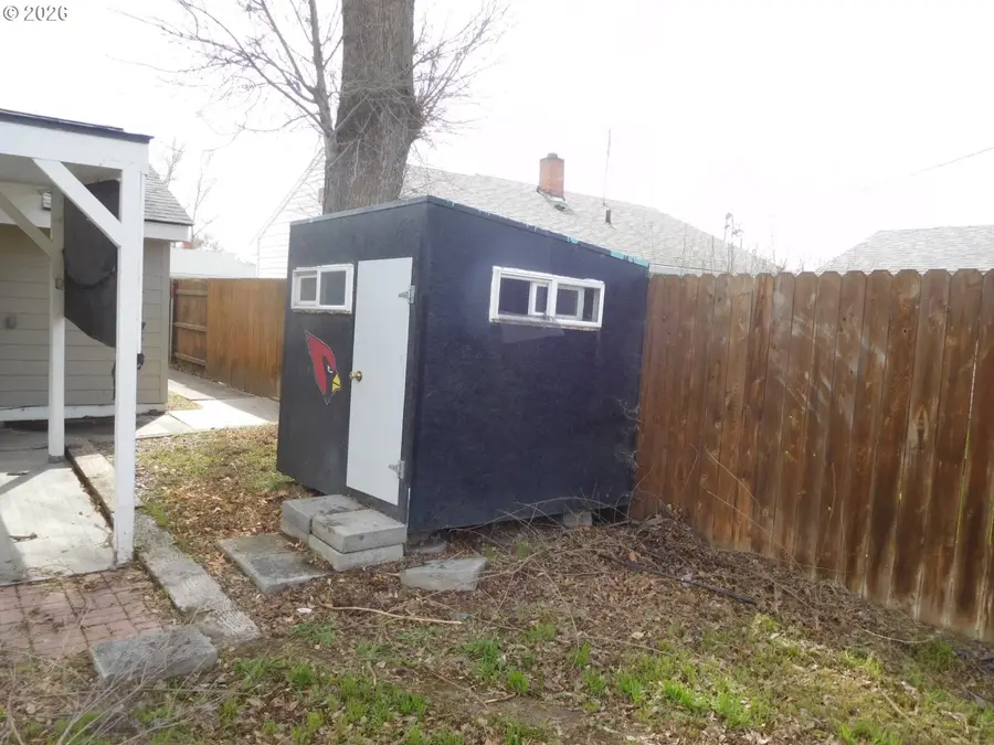 850 W Madrona Ave, Hermiston, OR 97838 - #3